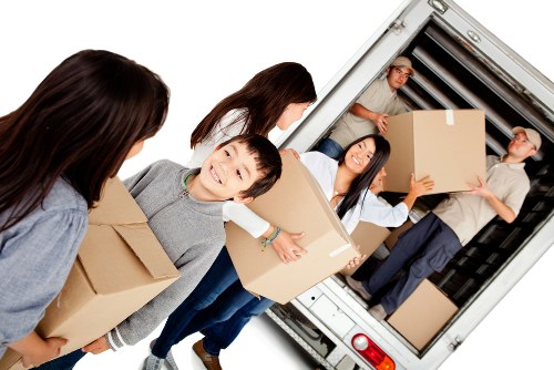Man with van service in Kentish Town for local home and business moves