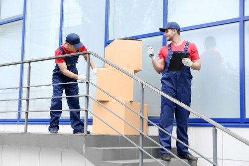 Cubic-yard pricing example for van loading and removals