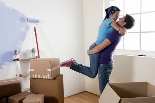 Affordable man with van service in Kentishtown for small moves