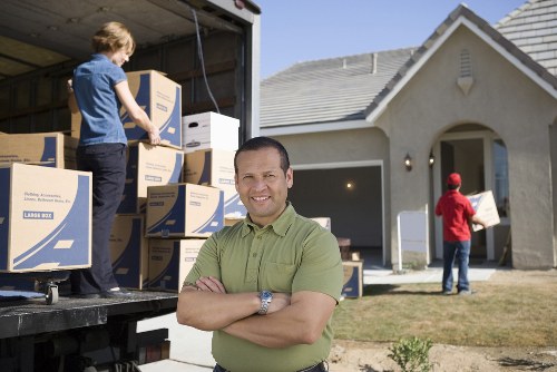 House removalists in Kentishtown helping with a residential move