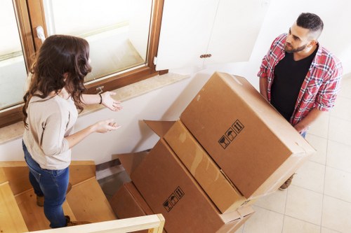 Local moving support for flats and homes in Kentishtown